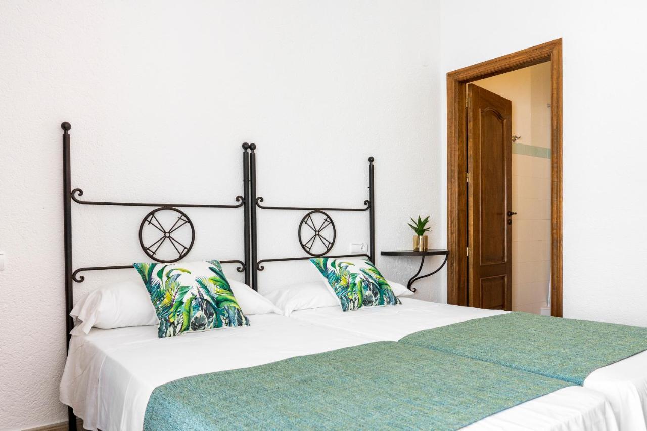 Hostal Tres Molins Jesus Pobre Exterior foto